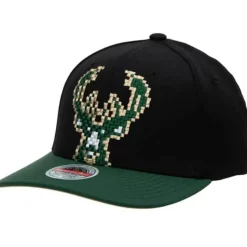 8 Bit Xl Classic Red Milwaukee Bucks