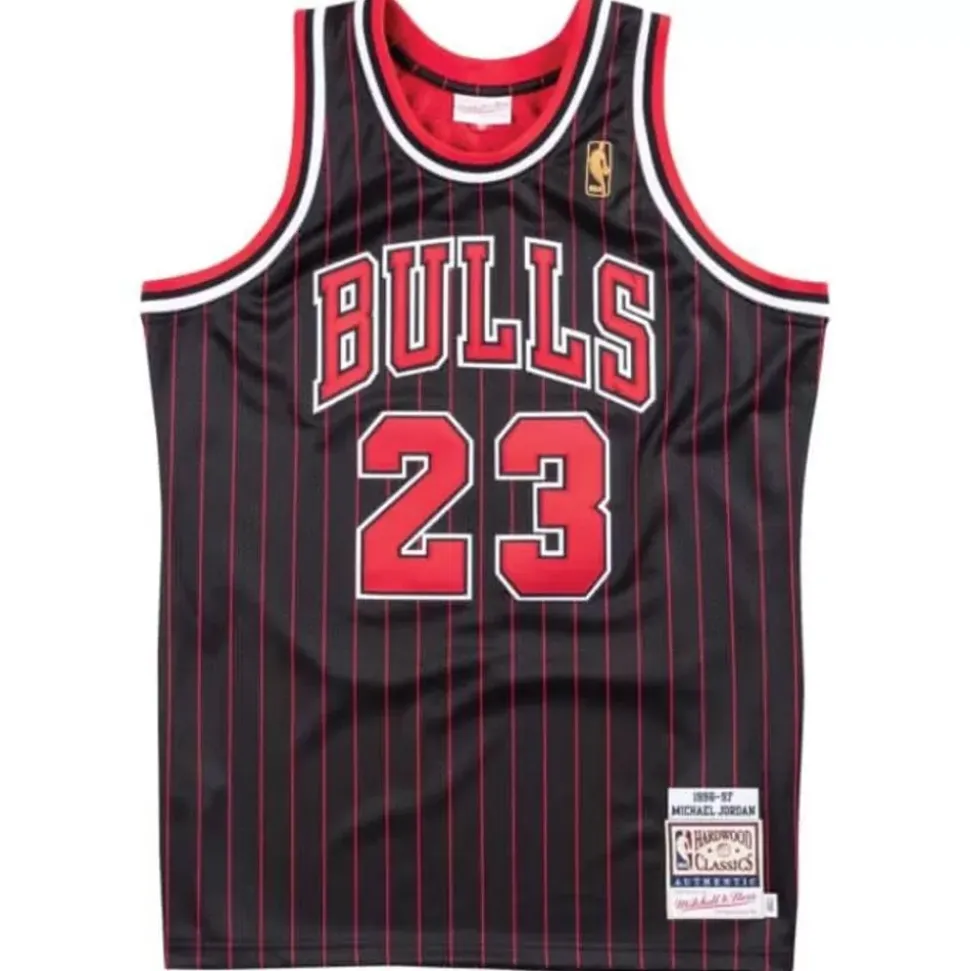 Authentic Jersey Chicago Bulls Alternate 1996-97 Michael Jordan