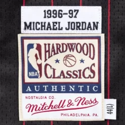Authentic Jersey Chicago Bulls Alternate 1996-97 Michael Jordan