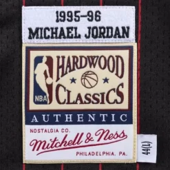 Authentic Jersey Chicago Bulls 1995-96 Michael Jordan