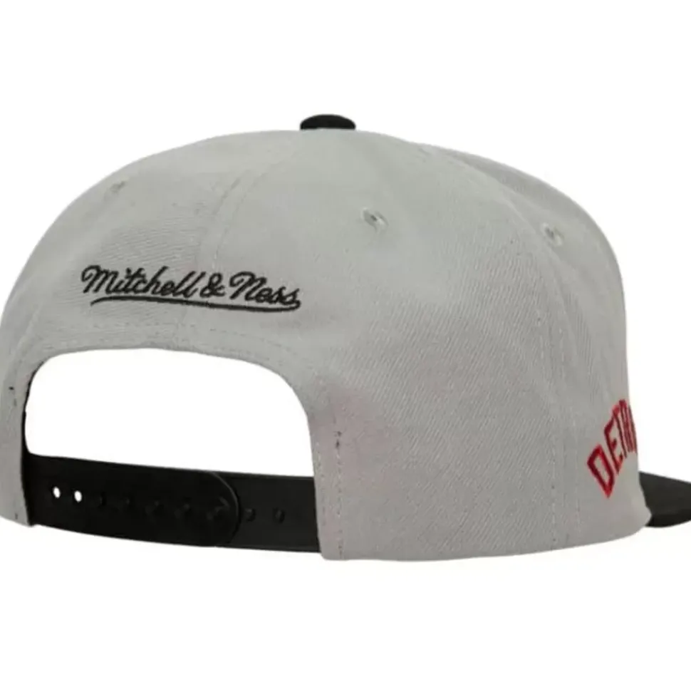 Away Snapback Coop Detroit Tigers