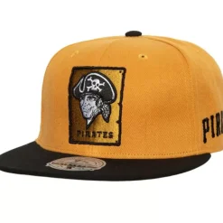 Bases Loaded Fitted Coop Pittsburgh Pirates