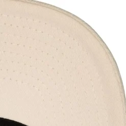 Branded Vntg Thread Stretch Snapback