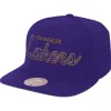 Champ Year Trophy Snapback Los Angeles Lakers