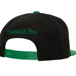 Crooked Path Snapback Boston Celtics