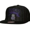Dem Stripes Snapback Hwc Milwaukee Bucks