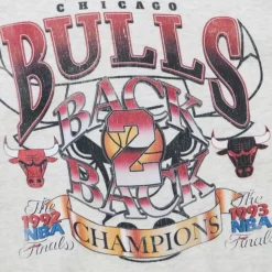 Easy Cool Crewneck Sweatshirt Chicago Bulls