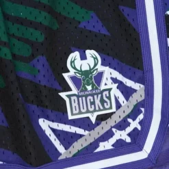 Game Day Pattern Short Milwaukee Bucks