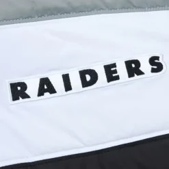 In The Clutch Puffer Jacket Vintage Logo Oakland Raiders