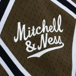 Mitchell & Ness Diamond Script Shorts