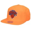 Neon Nylon Snapback New York Knicks