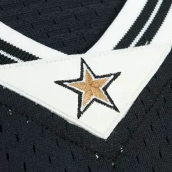 Off Court Chenille Swingman Allen Iverson Philadelphia 76Ers 2000-01 Jersey