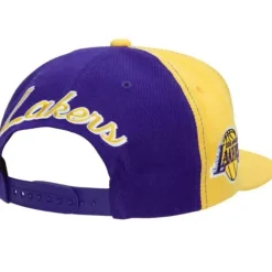 Rear Script Deadstock Snapback Los Angeles Lakers
