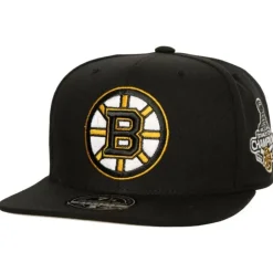 Side Patch Fitted Boston Bruins