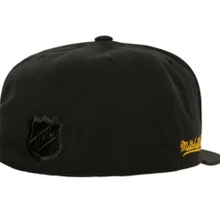 Side Patch Fitted Boston Bruins