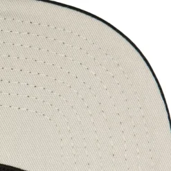 Side Patch Fitted Chicago Blackhawks