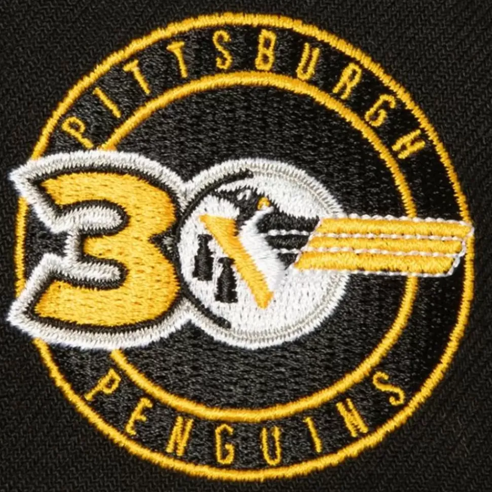 Side Patch Fitted Pittsburgh Penguins