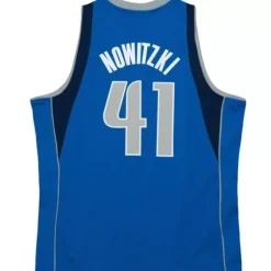 Swingman Dirk Nowitzki Dallas Mavericks 2010-11 Jersey