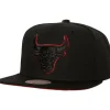 Tc Bottoms Snapback Chicago Bulls