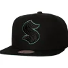 Tc Bottoms Snapback Seattle Kraken