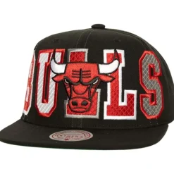 Varsity Bust Snapback Chicago Bulls