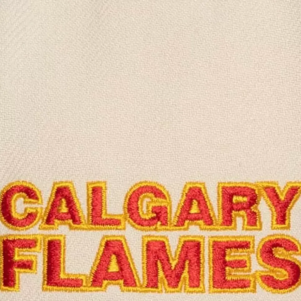Vintage Cream Snapback Calgary Flames