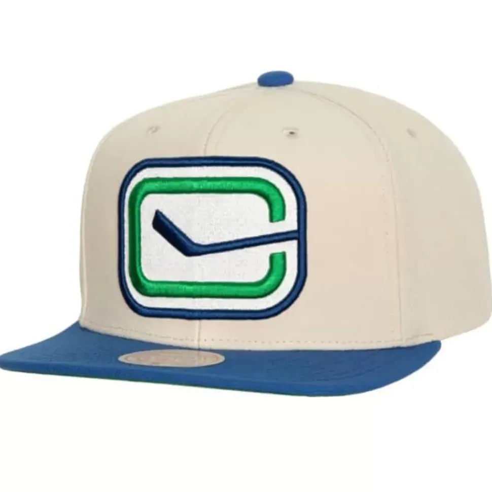 Vintage Cream Snapback Vancouver Canucks
